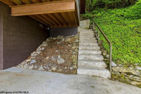 228 Rockley Road Morgantown WV 26508