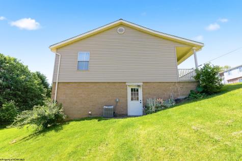 158 Kerry Way Lost Creek WV 26385