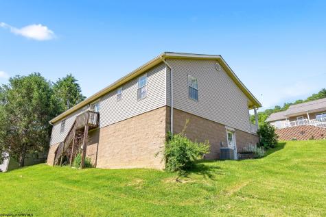 158 Kerry Way Lost Creek WV 26385
