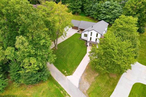 2374 Lakeside Estates Morgantown WV 26508