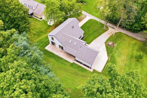 2374 Lakeside Estates Morgantown WV 26508