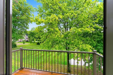 2374 Lakeside Estates Morgantown WV 26508