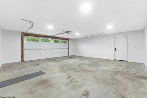 2374 Lakeside Estates Morgantown WV 26508