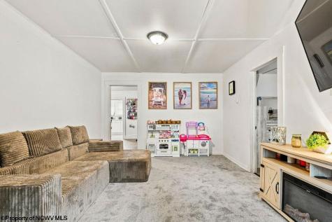 412 Charles Street Glenville WV 26351