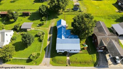 412 Charles Street Glenville WV 26351