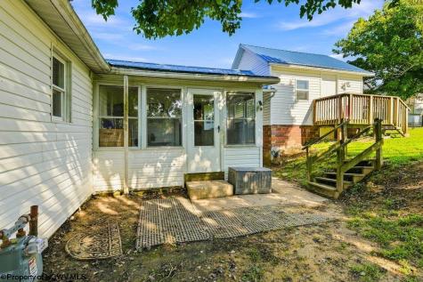 412 Charles Street Glenville WV 26351