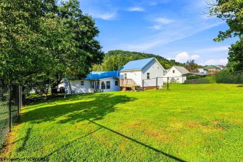 412 Charles Street Glenville WV 26351