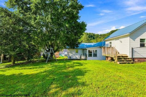 412 Charles Street Glenville WV 26351