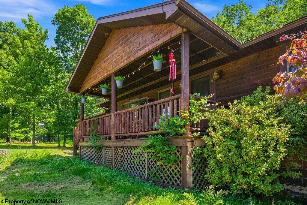 61 Wagner Lane Kingwood WV 26537