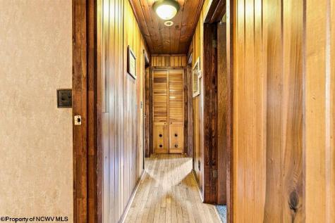 61 Wagner Lane Kingwood WV 26537