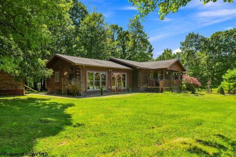 61 Wagner Lane Kingwood WV 26537