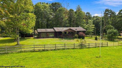 61 Wagner Lane Kingwood WV 26537