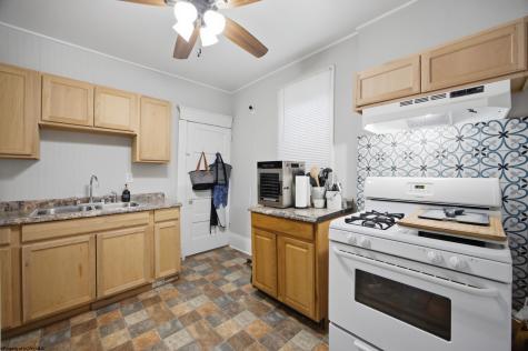 984 W Pike Street Clarksburg WV 26301