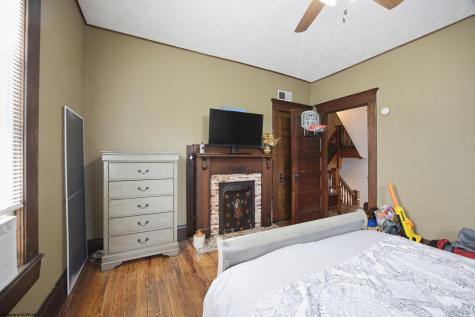 984 W Pike Street Clarksburg WV 26301