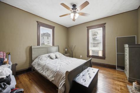 984 W Pike Street Clarksburg WV 26301
