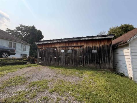 984 W Pike Street Clarksburg WV 26301