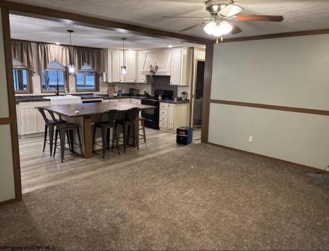 8 Old Hannahsville Lane Parsons WV 26287