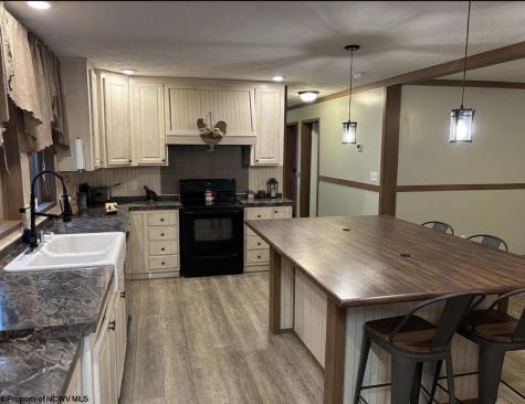 8 Old Hannahsville Lane Parsons WV 26287
