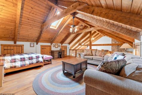 118 Bluebird Drive Terra Alta WV 26764