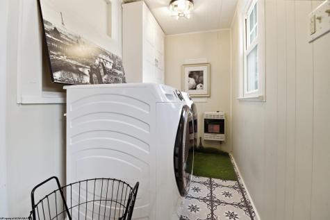 607 Lynn Avenue Weston WV 26452