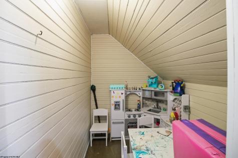 607 Lynn Avenue Weston WV 26452