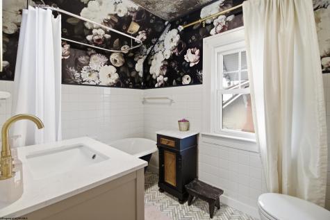 607 Lynn Avenue Weston WV 26452