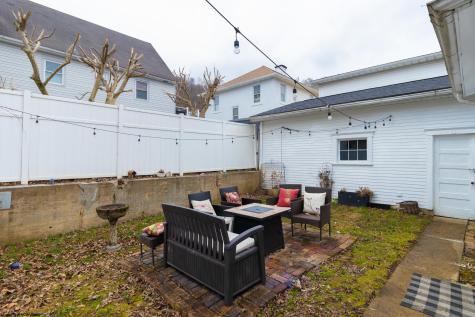607 Lynn Avenue Weston WV 26452