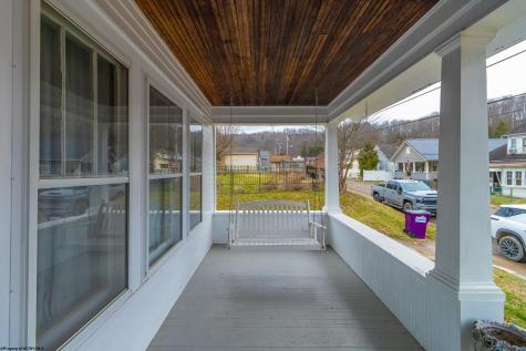 607 Lynn Avenue Weston WV 26452