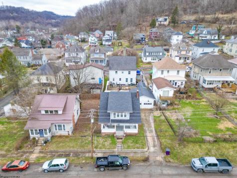 607 Lynn Avenue Weston WV 26452