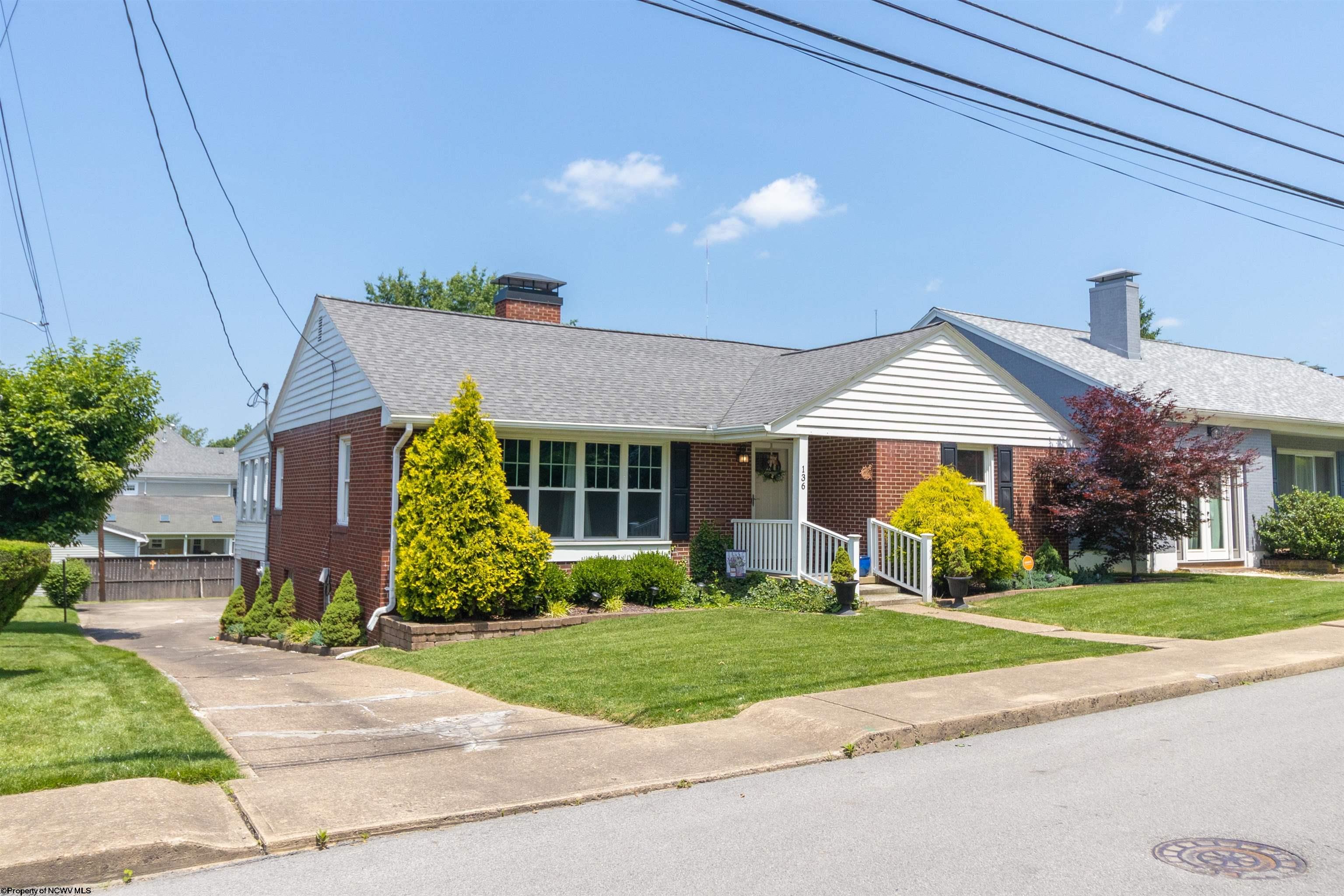 136 Harrison Street Clarksburg WV 26301