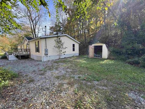 147 Paw Paw Estates Rivesville WV 26588