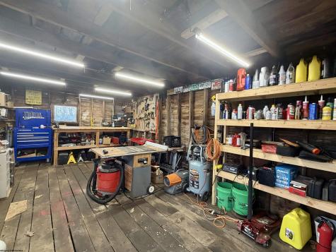 4941 Grafton Road Independence WV 26374