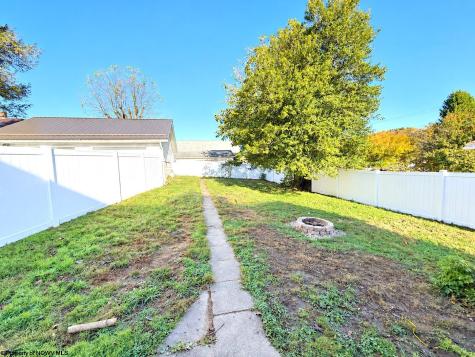 405 Manley Street Barrackville WV 26559