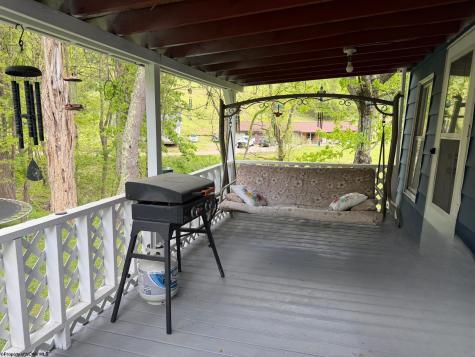 576 Reubens Run Road Fairmont WV 26554