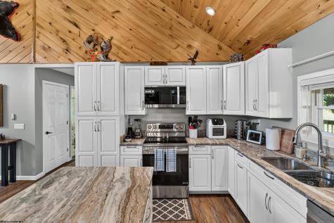 3291 Grassy Ridge Road Mount Storm WV 26739