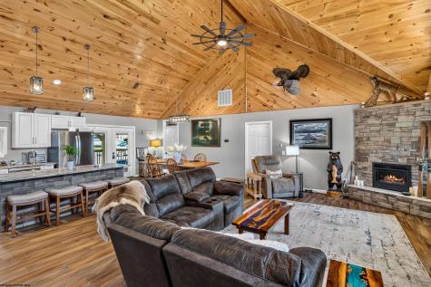 3291 Grassy Ridge Road Mount Storm WV 26739