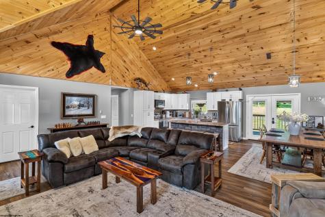 3291 Grassy Ridge Road Mount Storm WV 26739
