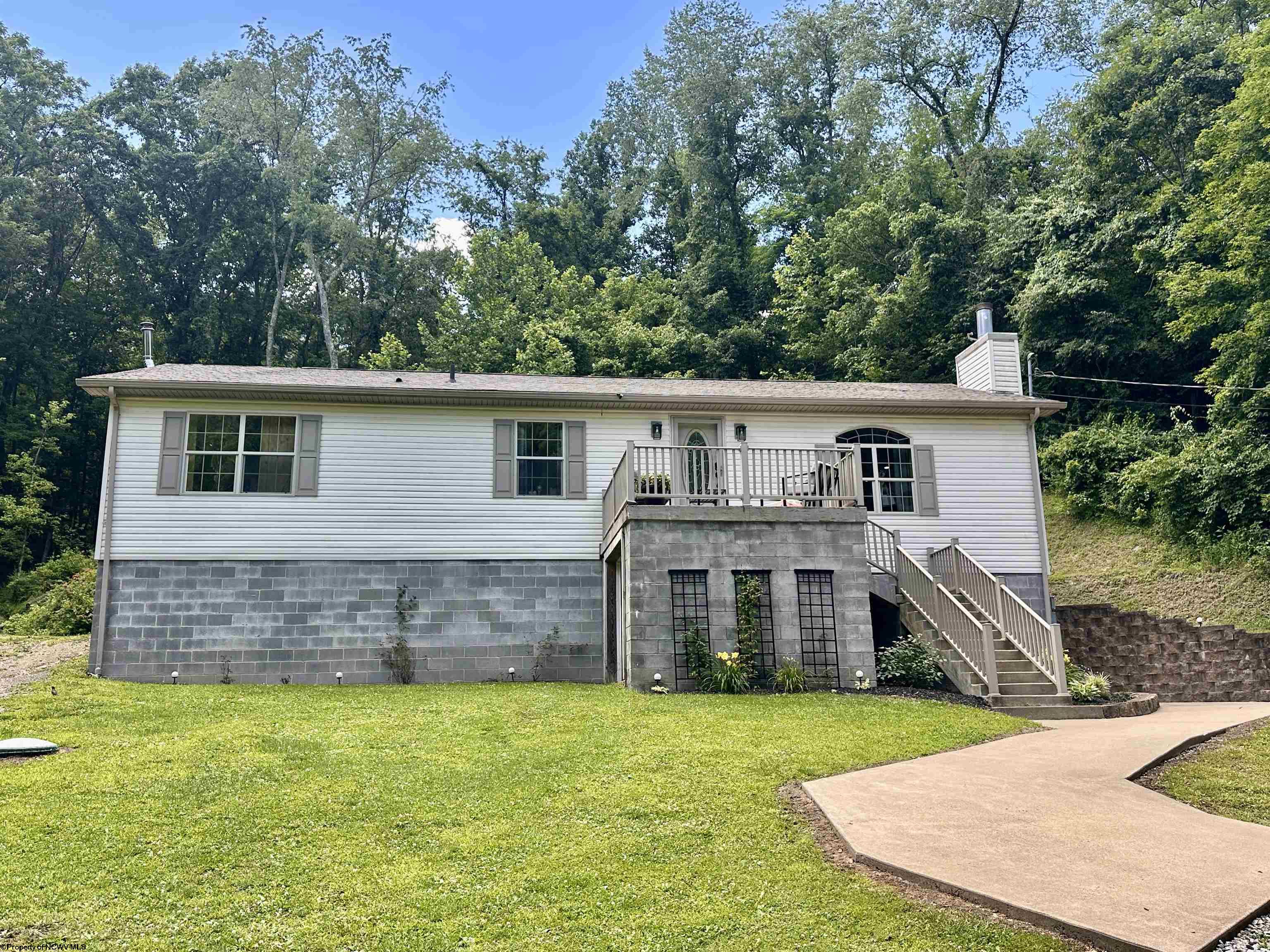 588 Pinch Gut Hollow Road Fairmont WV 26554