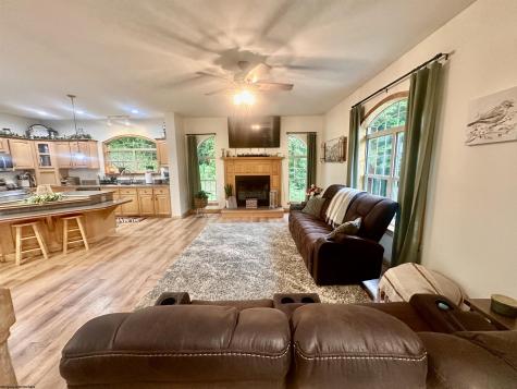 588 Pinch Gut Hollow Road Fairmont WV 26554