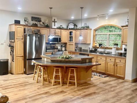 588 Pinch Gut Hollow Road Fairmont WV 26554