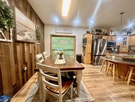588 Pinch Gut Hollow Road Fairmont WV 26554