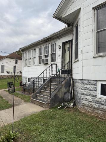 739 Us Hwy 19 South Weston WV 26452