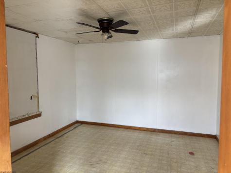 739 Us Hwy 19 South Weston WV 26452
