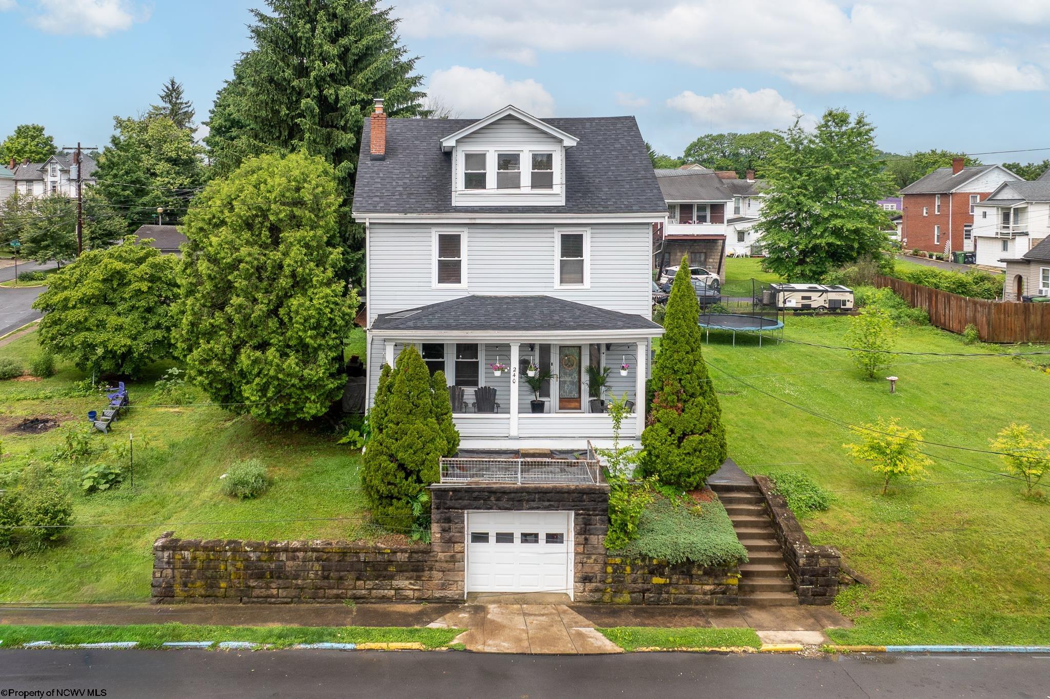 240 Dewey Street Morgantown WV 26501