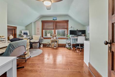 240 Dewey Street Morgantown WV 26501