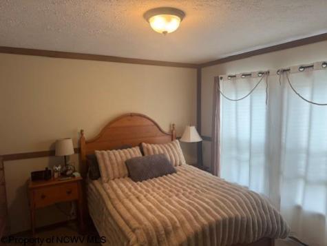 40 Yankee Lane Beverly WV 26253