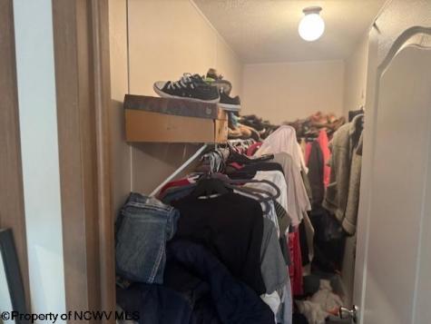 40 Yankee Lane Beverly WV 26253