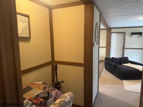 40 Yankee Lane Beverly WV 26253