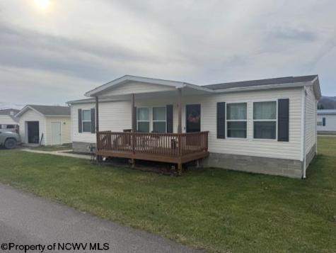 40 Yankee Lane Beverly WV 26253