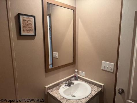 40 Yankee Lane Beverly WV 26253
